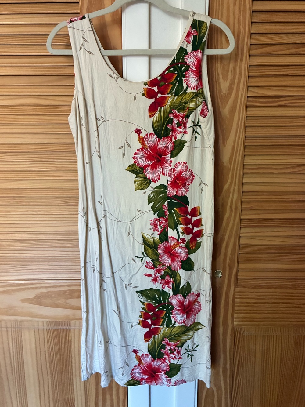 Jade fashion Hawaii Cream Floral Dress with Pink Hibiscus floral size small flow